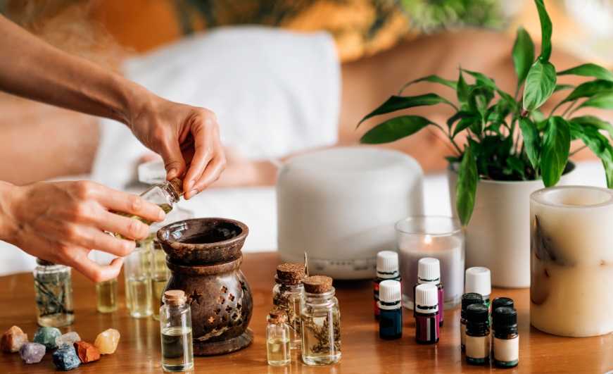 Benessere naturale: l’efficacia degli oli essenziali nella cura della pelle