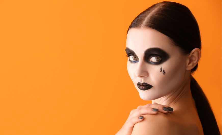 Pronta per Halloween? Ma non trascurare la skincare prima e dopo il make up